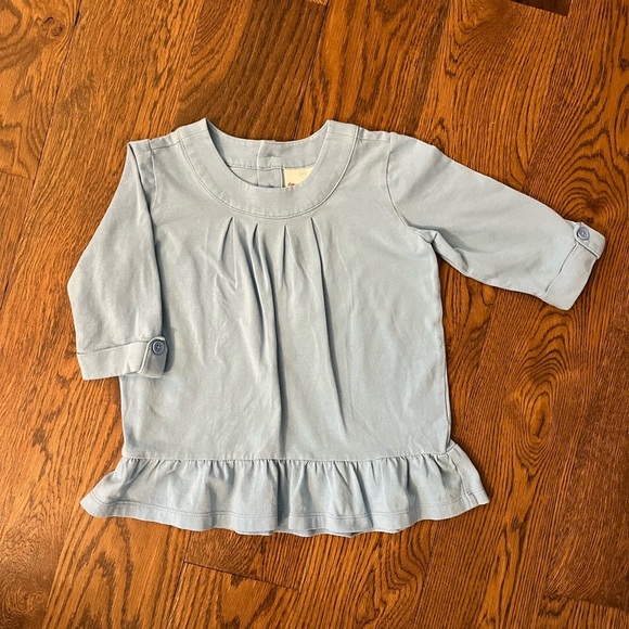 Hanna Andersson Light Blue Top w/ Button Cuff Sleeves & Ruffle Bottom Hem - Size - Picture 2 of 9
